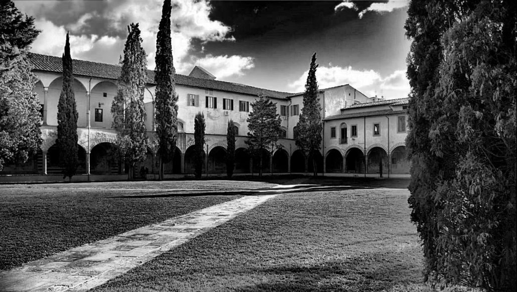 chiostro-grande-santa-maria-novella-florence-dance-festival-Bw-1030x582 - Saggio Florence Dance Center